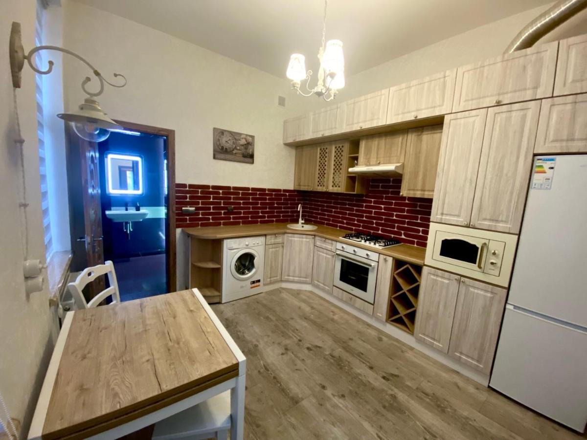 Apartment On Balabana Street Lviv Exteriör bild
